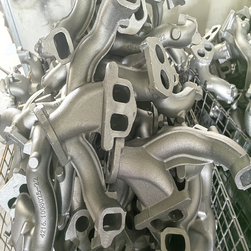 OEM 5.3L 6.0L Driver Side Exhaust Manifold Envoy Ascender Rainier 9-7x SSR Trailblazer EXT factory
