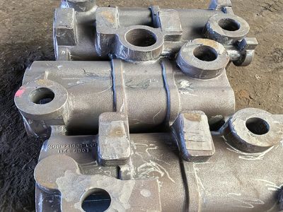 Stainless steel castings: alloy grades and their suitability for use in corrosive environments (food, marine, )