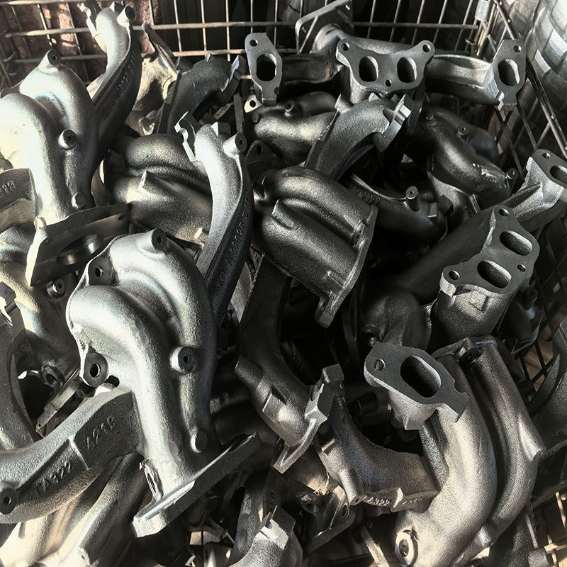 Dorman 674-988 Passenger Side Exhaust Manifold Kit supplier