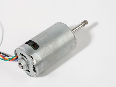 Cén fáth a bhfuil Mónaróirí Oirthiúla (OEMs) ag imeacht chuig Motoraí BLDC do Thionscadail Glanaithe an Ghléas Aimsire