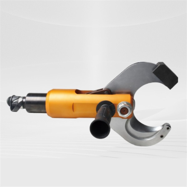 Increase productivity in your shop using a hydraulic metal shear: