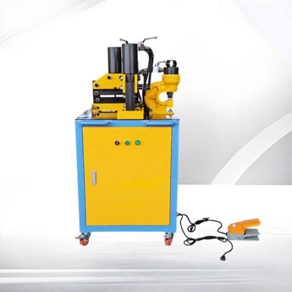 The machine's advanced safety features ensure a secure cutting environment.