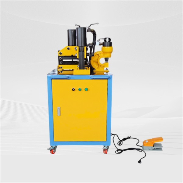 The versatility of hydraulic busbar bending machines for various bending requirements.