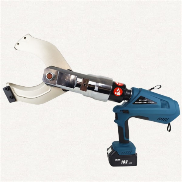 Powerful hydraulic cutter for heavy-duty jobs