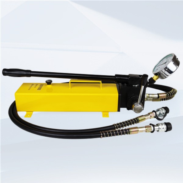 Get the Job Done with a Hydraulic Hand Pump