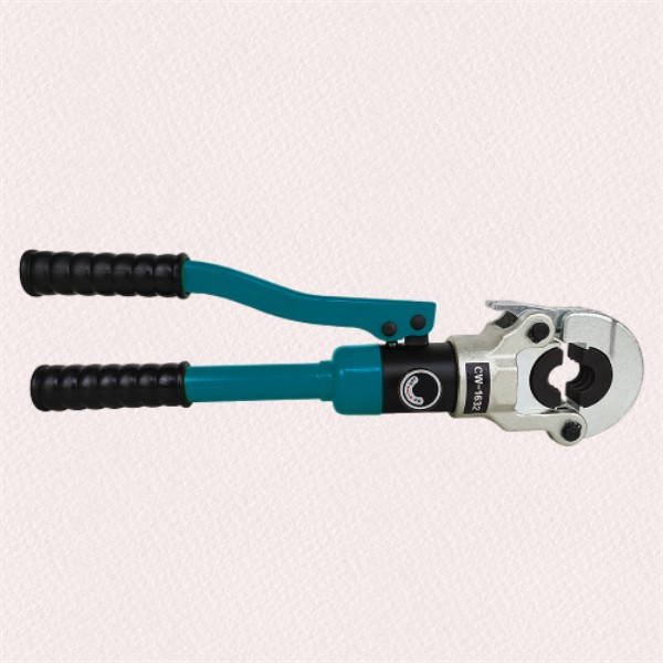 Efficient Tools for Flaring and Cutting Copper Pipes