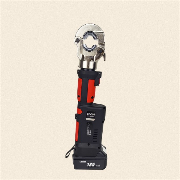 Ensure a reliable connection every time with our hydraulic cable lug crimper