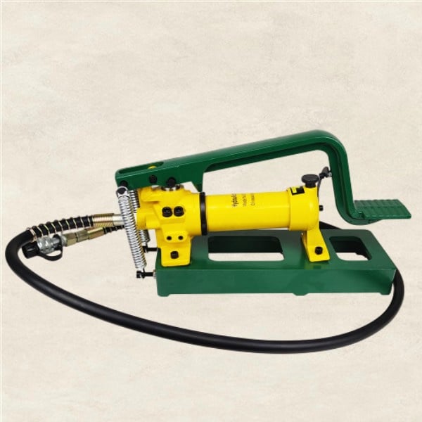 Versatile tool for a wide range of hydraulic applications