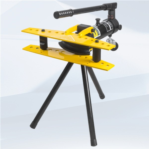 Convenient all-in-one toolkit for PEX fittings and crimping