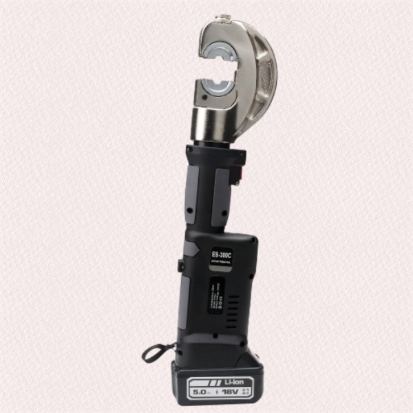 Increase productivity and precision with a hydraulic battery cable crimper