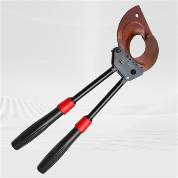The Benefits of Using an Electric Hydraulic Cable Cutter