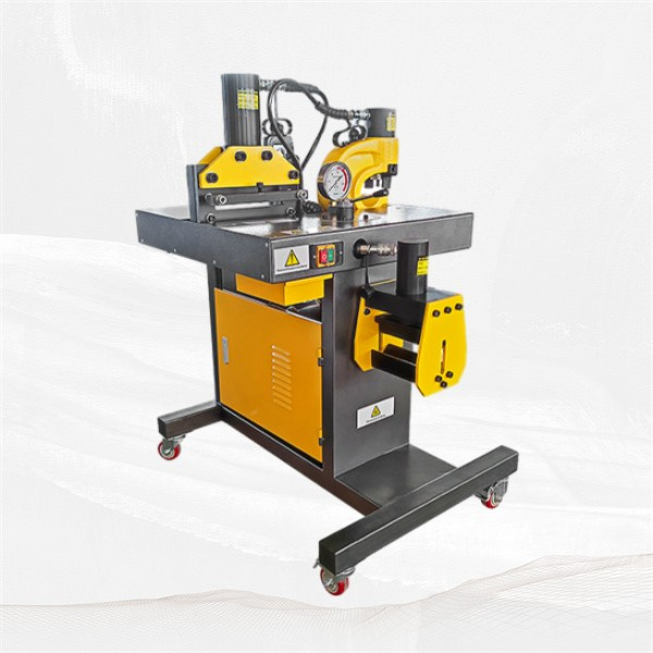 Enhancing Workflow with Cutting-Edge Busbar Bending Technology