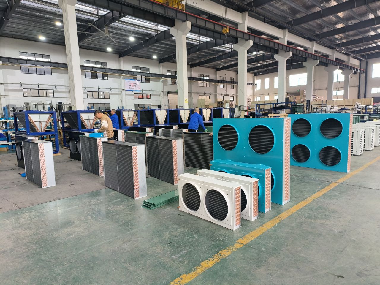 Utilisation des compresseurs et évaporateurs de chambres froides