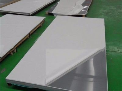 Pour une option nécessitant peu d'entretien, choisissez la feuille d'acier inoxydable 409
