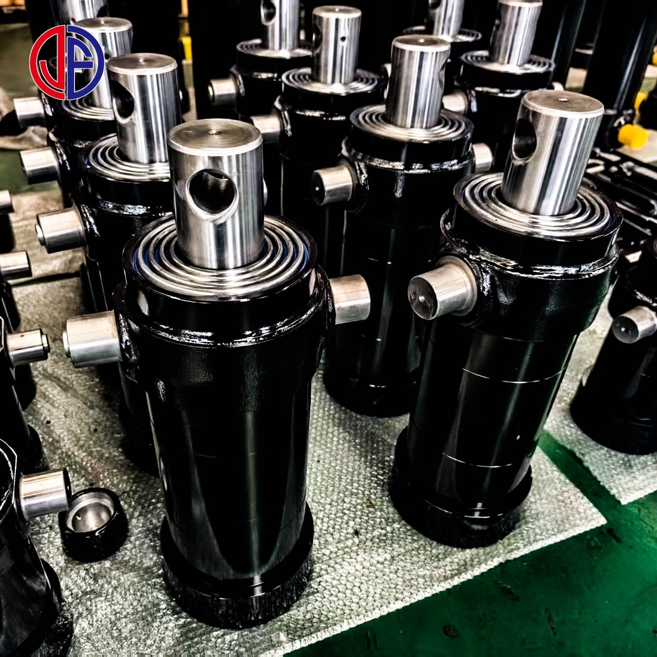 JunFu Manufacture Hydraulic Cylinders Telescopic Under Low Rider Hydraulic Cylinder for Truck Trailer supplier