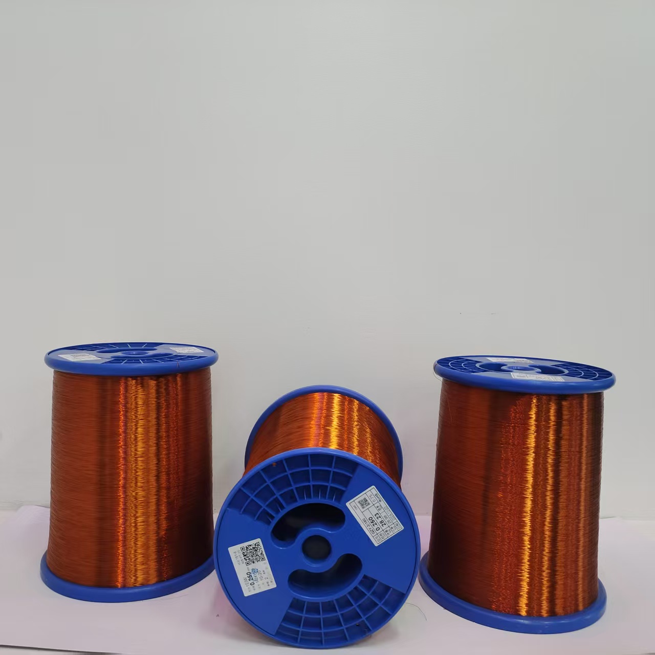 Factory Direct High Temperature 0.290mm Polyesterimide Enameled Copper Wire for Engines Solid Conductor Material-CCCM manufacture