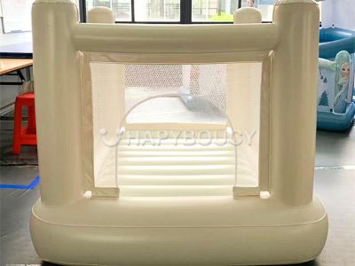 Why Inflatable Pool Bars Are Popular With Homeowners