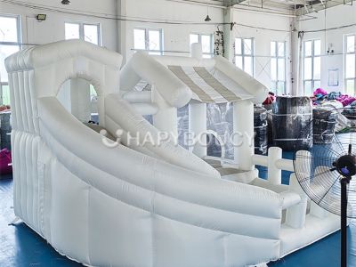Why Bounce Houses Are Perfect for School Fundraisers