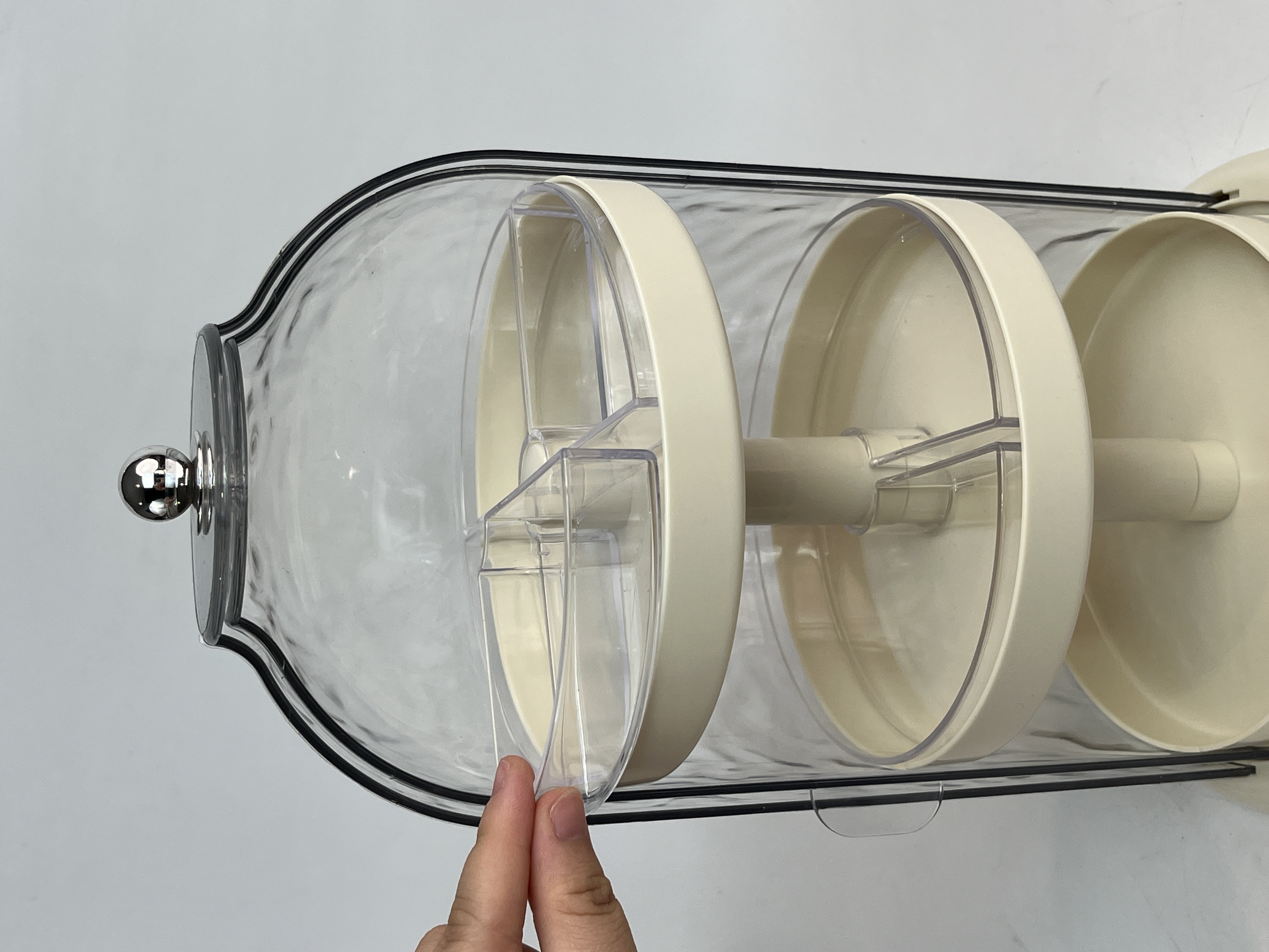 Wholesale Customized Fashionable Unique Design 360 Degree Rotating Storage Portable Dust-proof Makeup Storage Box manufacture