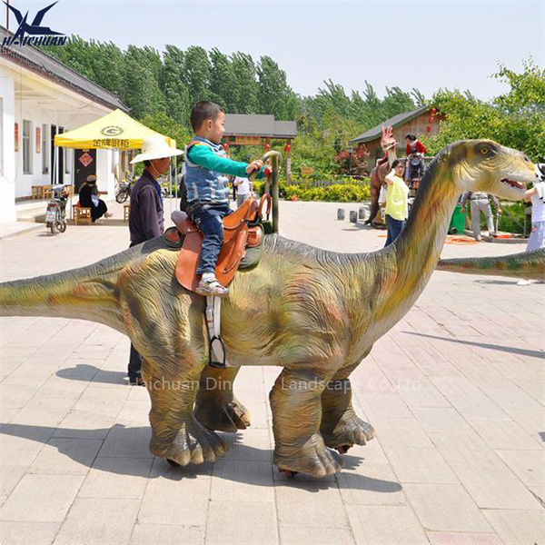 Explora selectionem latam optionum de equitatione cum dinosaurom