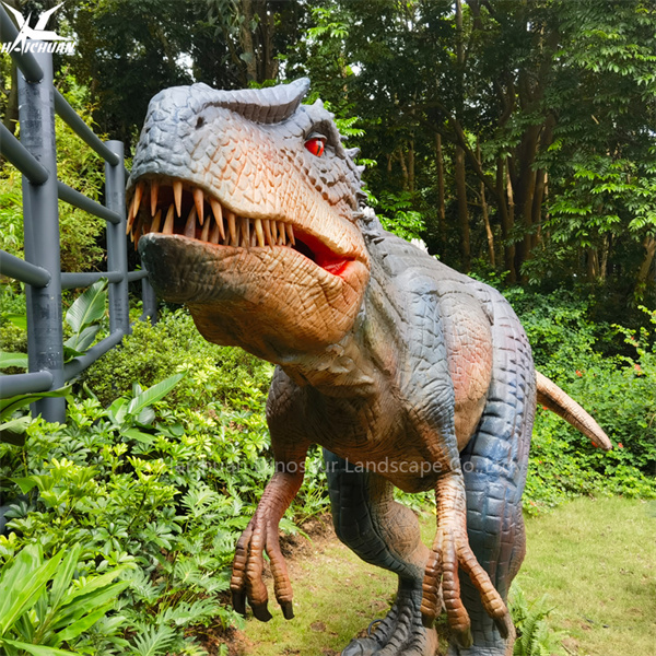 Vivifica Iurassicum Parkum cum Nostris Dinosauris Animatronicis
