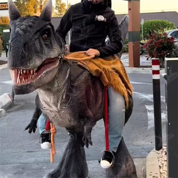 Đảm Bảo Sự Hài Lòng Với Các Bộ Hóa Trang Khủng Long T-Rex Siêu Thực Tế Của Chúng Tôi