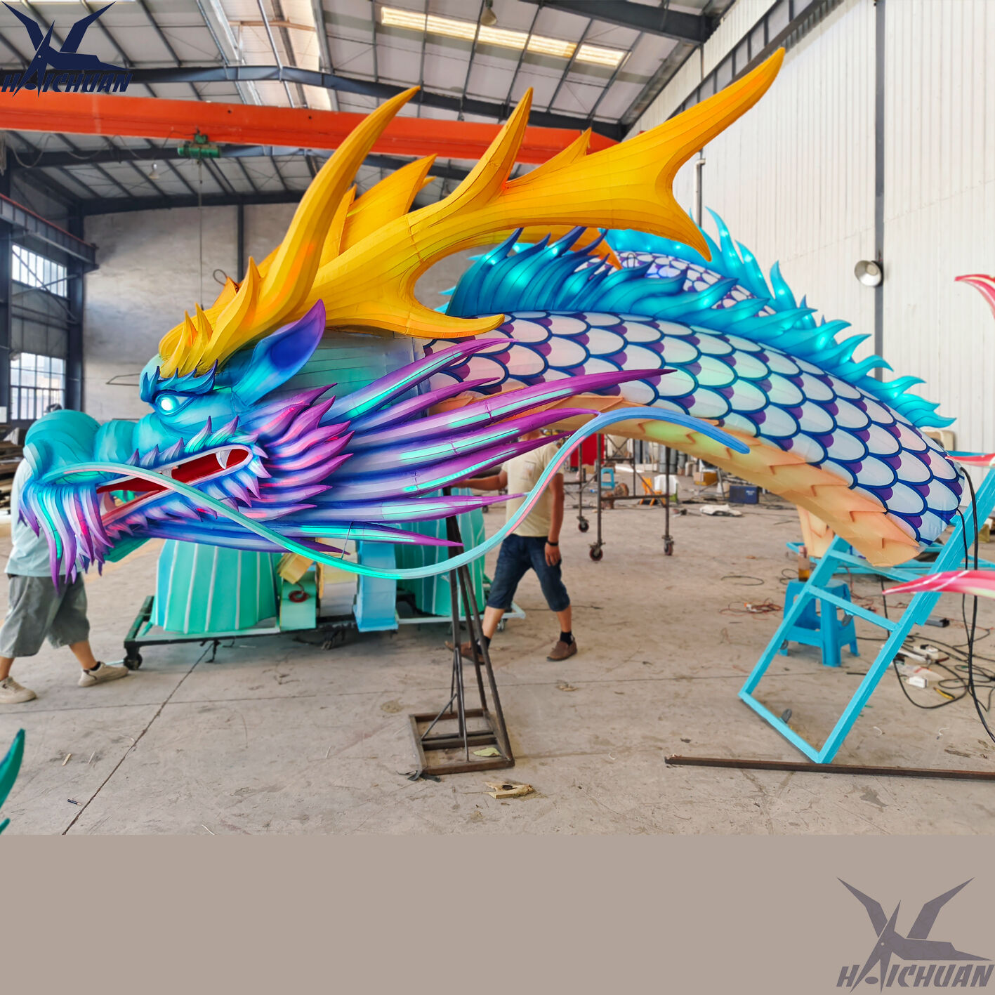 How a custom chinese dragon lantern supplier ensures fabric durability