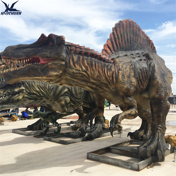 Excellite inter ceteros cum collectione nostra exclusiva rarissimorum et unicum habentium specierum dinosaurorum