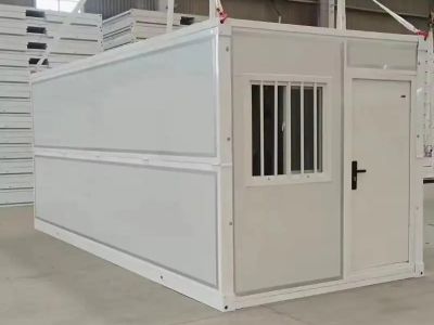 Customizable Foldable Homes for Disaster Response Teams