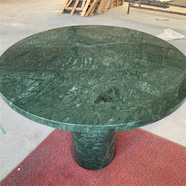 Durable and stunning round marble side tables for interior designers
