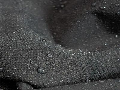 Vật liệu dệt may bền vững, thoáng khí với dấu vết carbon thấp