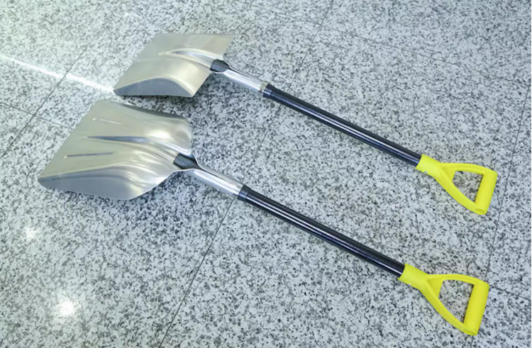 Wholesale Farm Tools Aluminum Spade Garden Snow Shovel for Winter manufacture