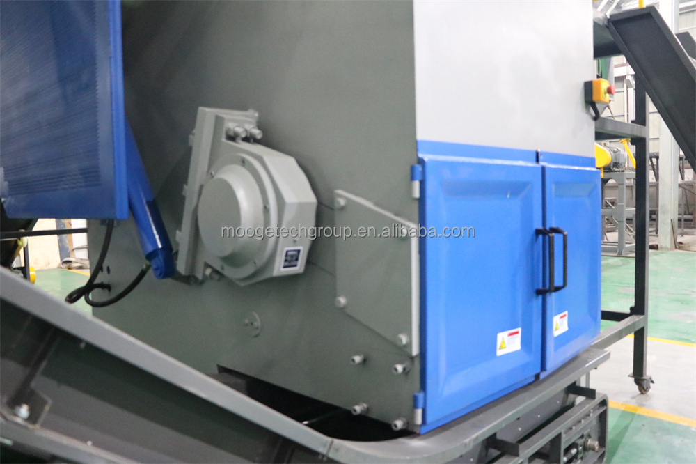 Plastic Lump Bottle Drum Barrel Pallet Block Film Bags Waste Plastic Single Shaft Shredding Shredder Plastic manufacture