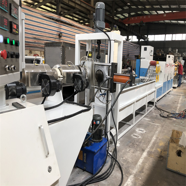Maximisez votre budget avec des machines de fabrication de sangles en PP économiques.