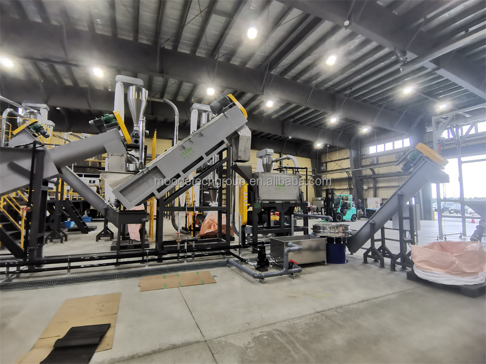 Shredder Plastic Bottle Crushing Machine LDPE HDPE PE PP Bottle Washing Line Plastic Recycling Machine manufacture
