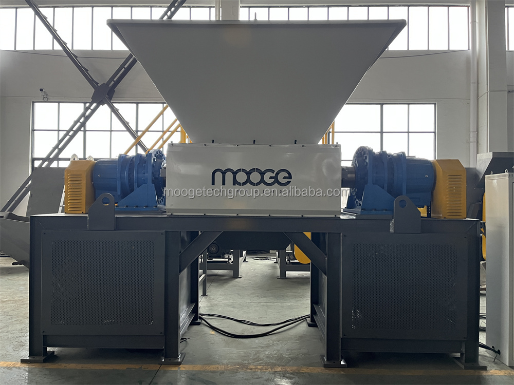 Shredder HDPE LDPE PE PP ABS Lump Plastic Bottle Crushing Machine Plastic Double Shaft Shredder manufacture