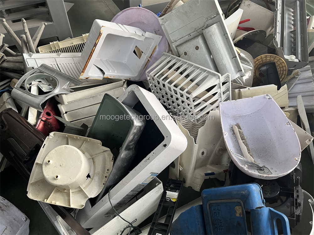 Shredder Plastic Bottle Crushing Machine LDPE HDPE PE PP Bottle Washing Line Plastic Recycling Machine supplier