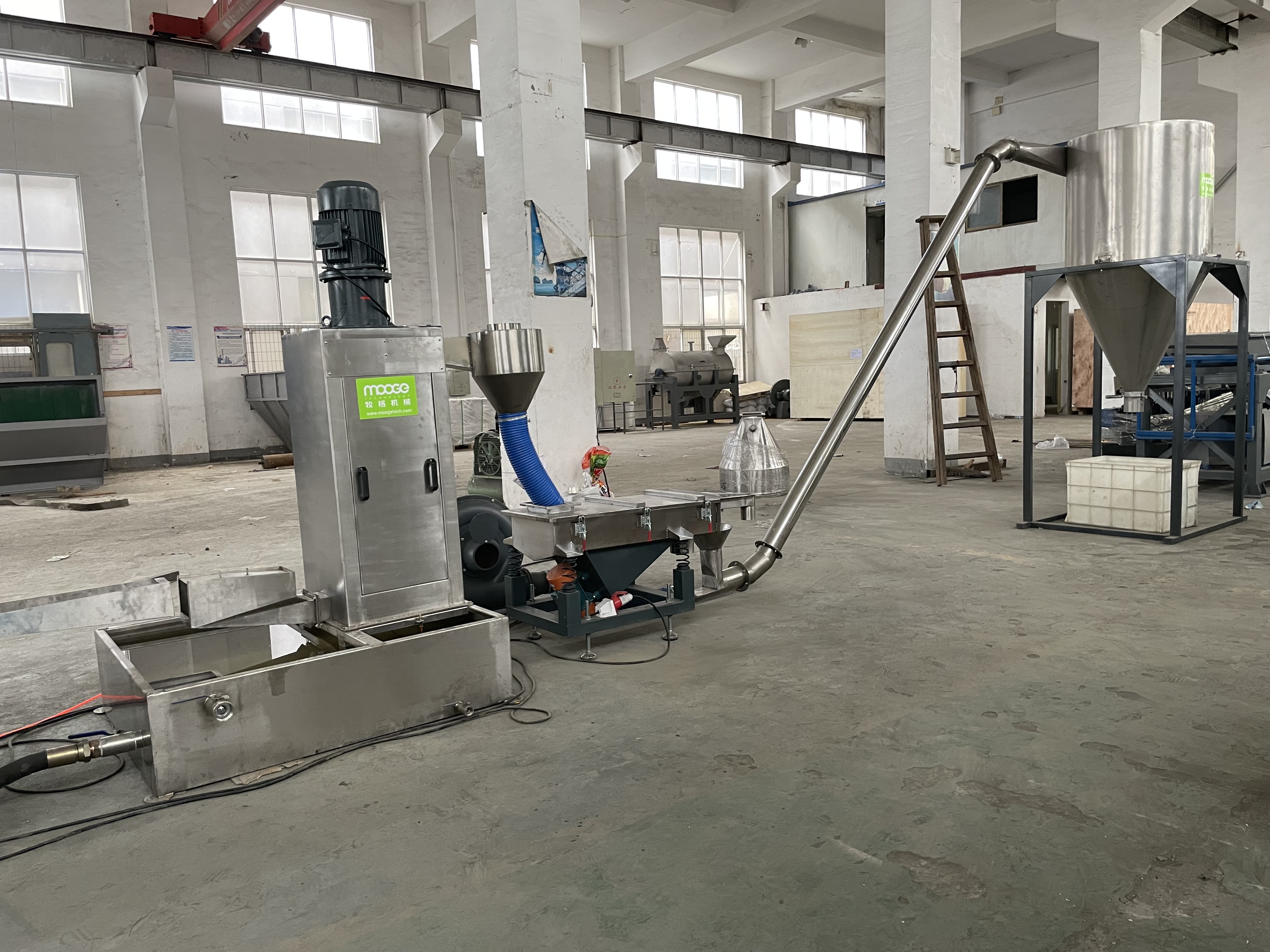 PP PE Pet Plastic Pelletizing Machine / Waste Plastic Recycling Machine / Plastic Granulators supplier