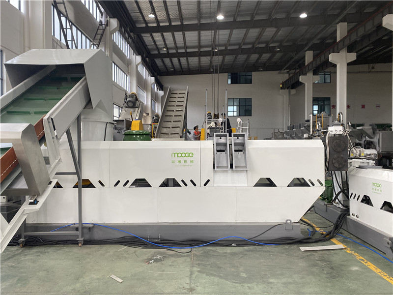 PE Waste Plastic Recycling Granulating Machine details