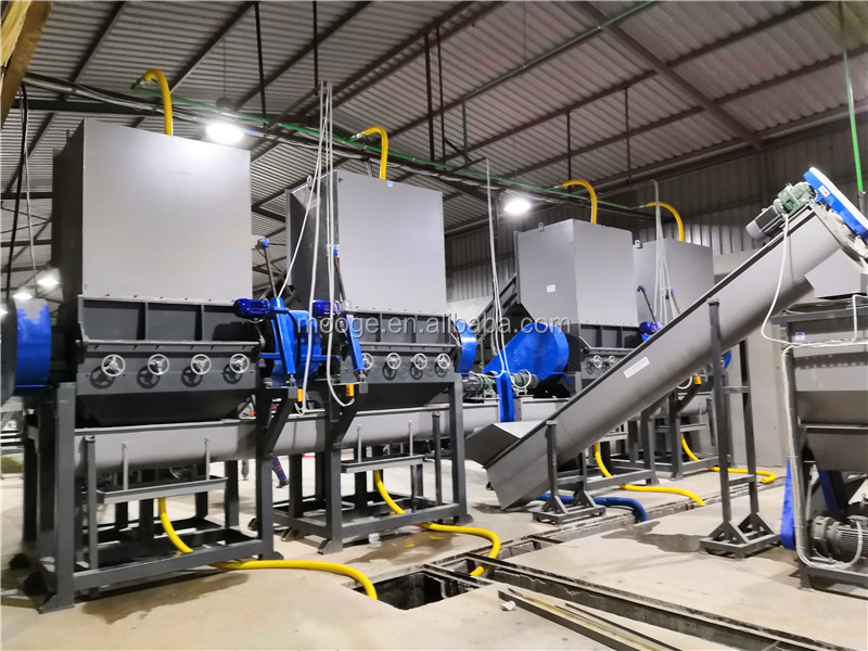 PVC PET Bottle Plastic Shredder Crusher Machine details