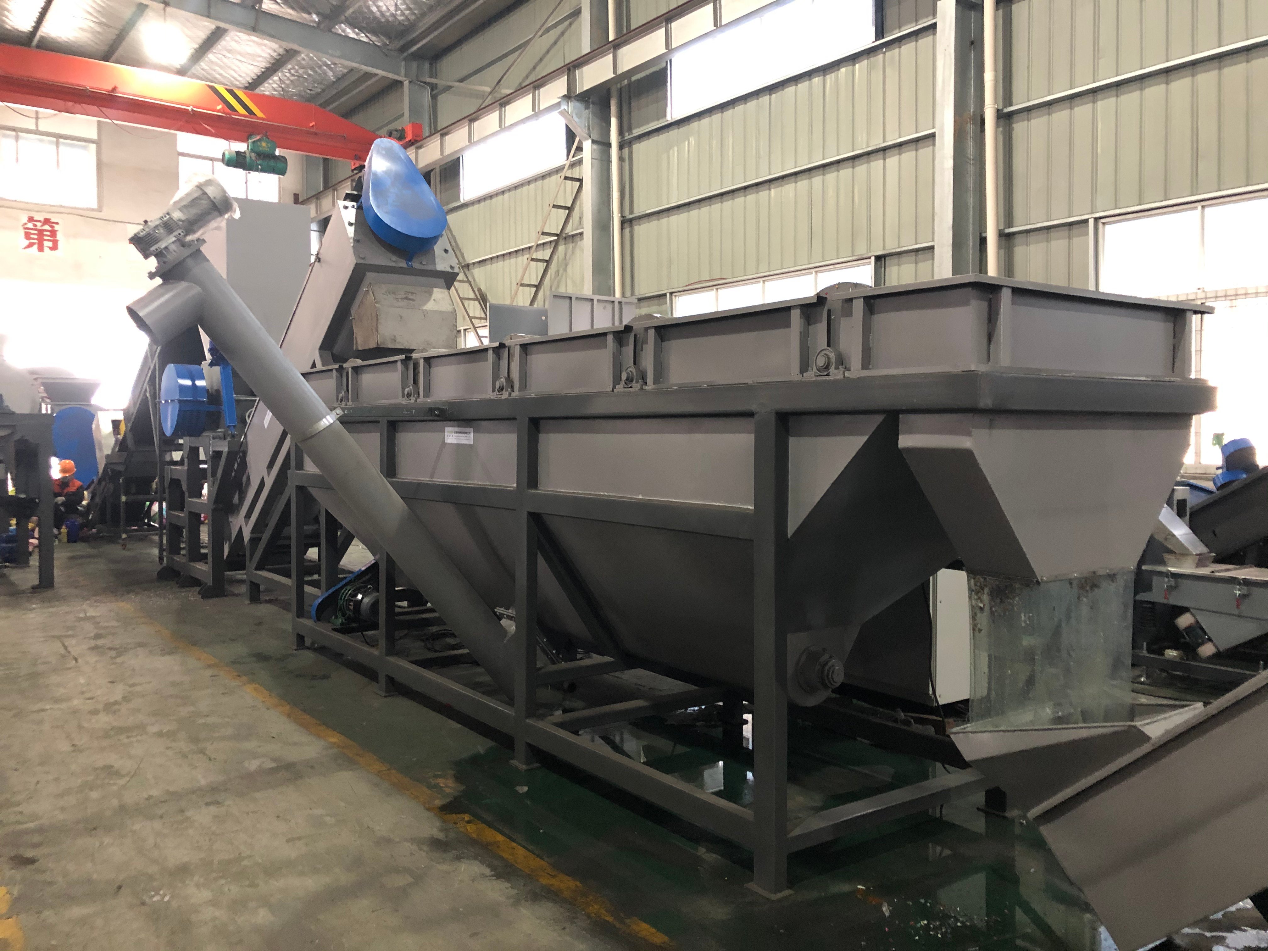 Saving Labor Cost and Energy Film / Raffia Bags Recycling Machine / PP PE Plastic Recycling Machine manufacture