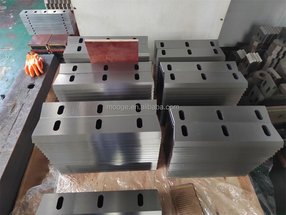 PVC PET Bottle Plastic Shredder Crusher Machine manufacture