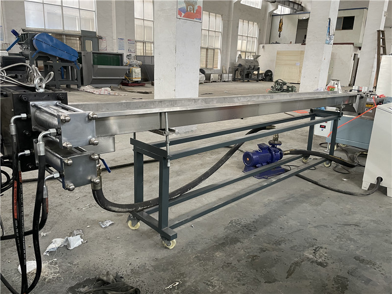 PP PE Pet Plastic Pelletizing Machine / Waste Plastic Recycling Machine / Plastic Granulators supplier