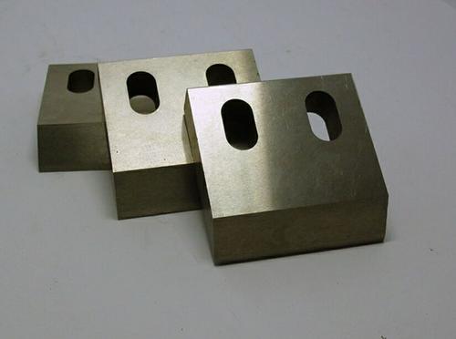 Waste Plastic Crusher Blade PET Bottle Crushing Machine Knife supplier