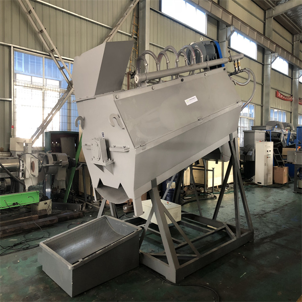 Revolutionize Your Label Removal Process with Our Machine