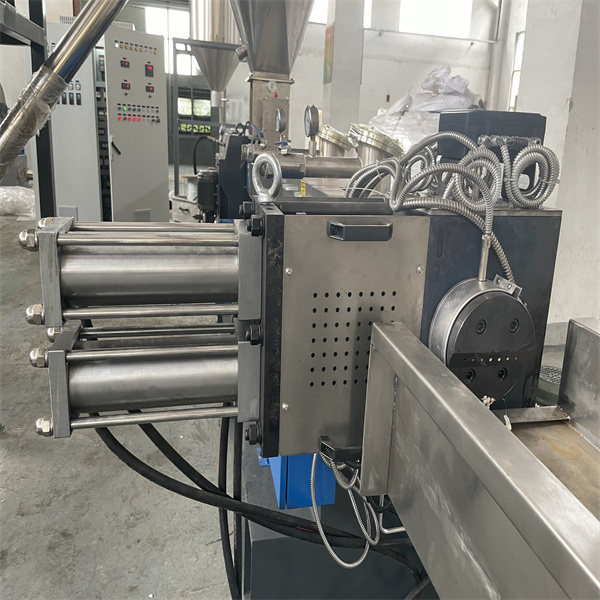 Innovations in Twin Screw Extruder Machines for Improved Productivity and Quality