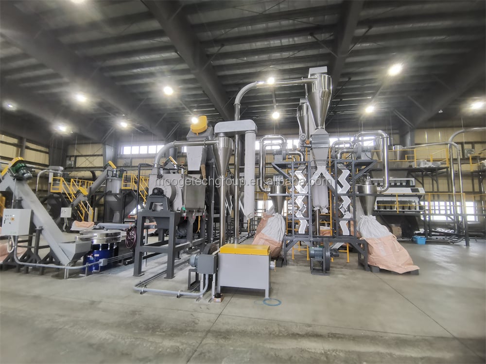 Waste Plastic PET Bottles Recycling Washing Drying Machine Line supplier
