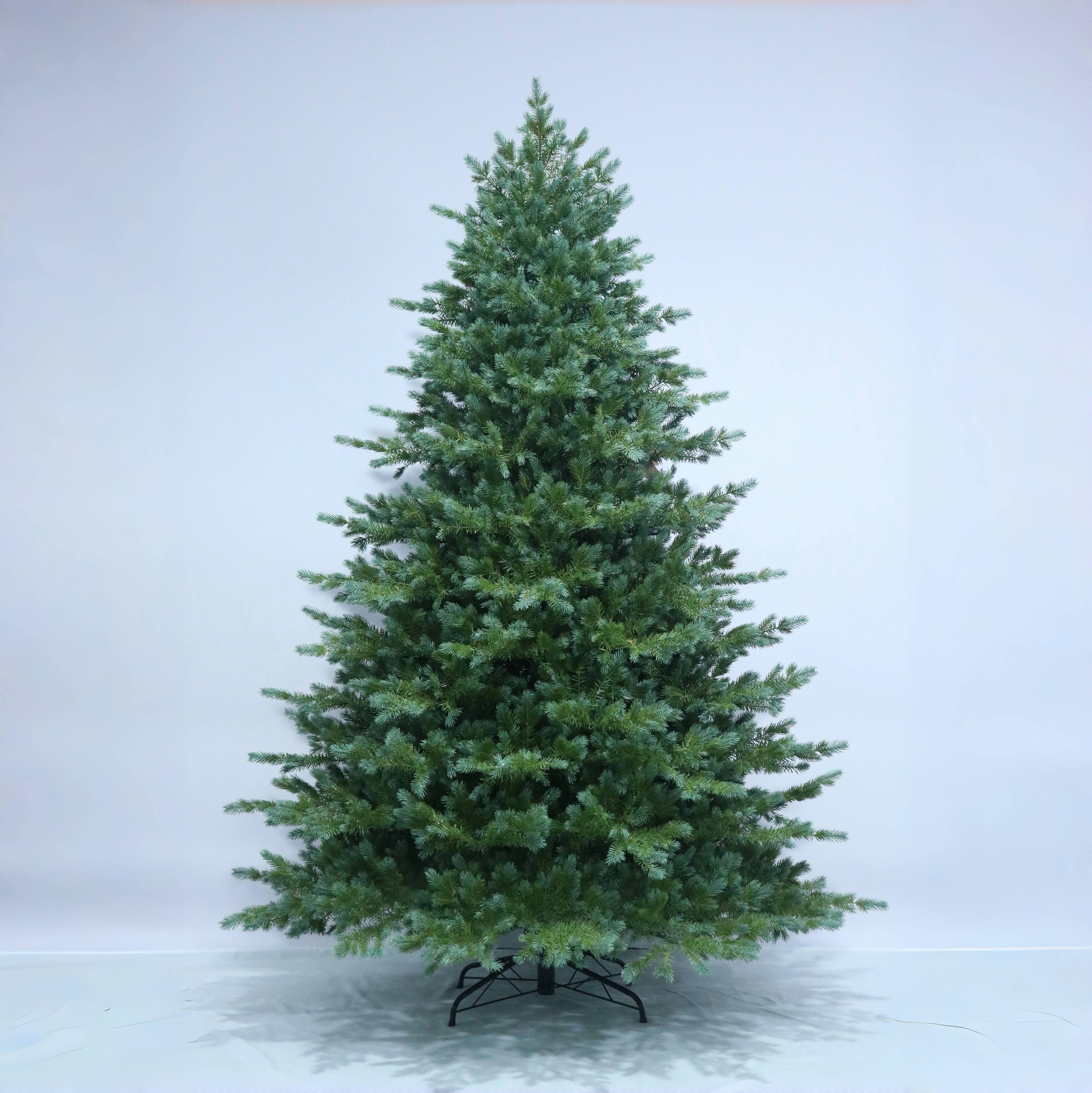 Luxury 180 cm PE + PVC Mixed Hinged Christmas Tree Hot Sale Ornament with Stump Stand for Parties factory