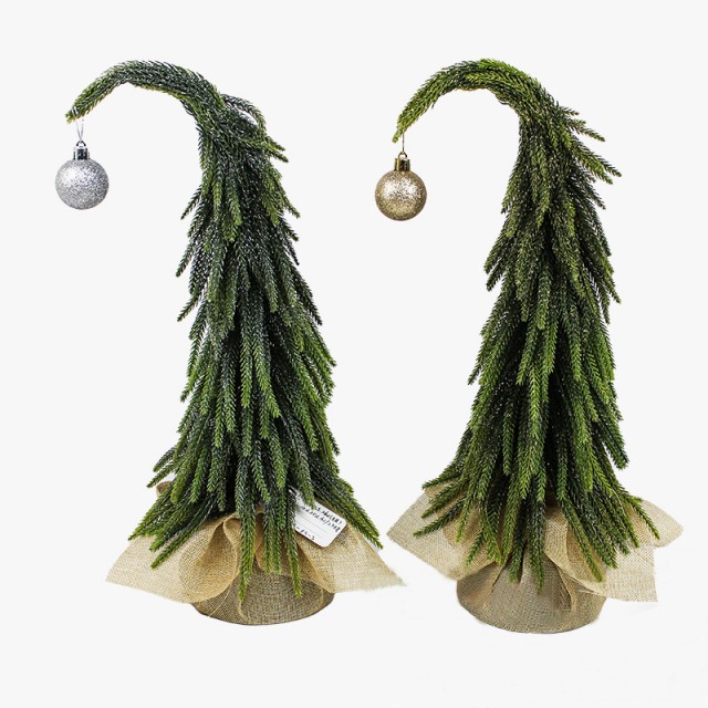 Supermarket Hot Sale Green Mini 20*20*42cm PE Christmas Table Top Tree with a Xmas Tree Ball for Holiday Decorations factory