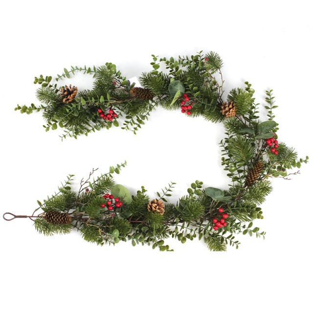 150*30*8cm Festive Pinecone Berry Christmas Decorations Decorated PE Garland with Pine Cone Red Berry Christmas Decorations supplier